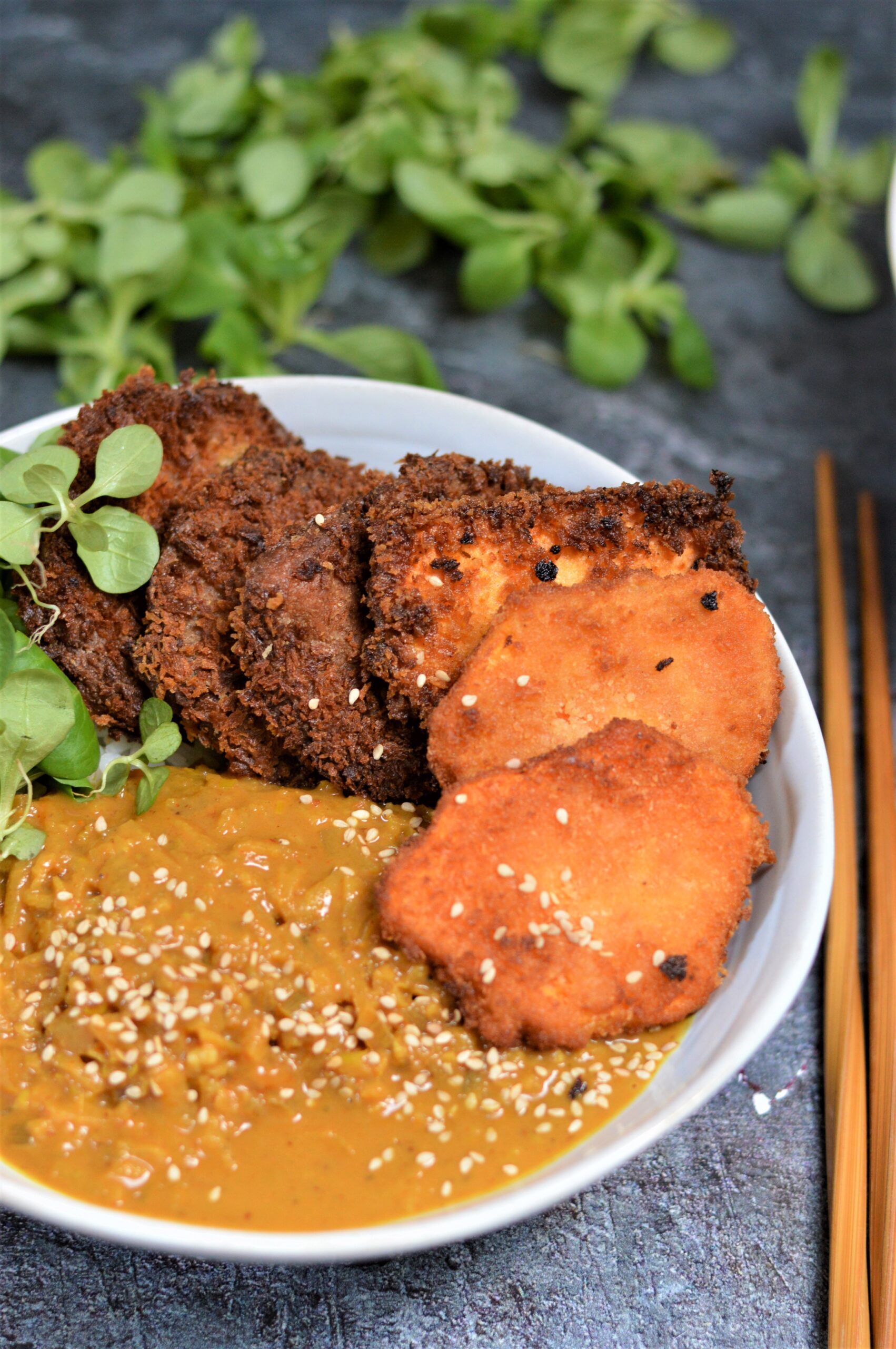 Katsu curry m. seitan & sød kartoffel Vegansk for alle